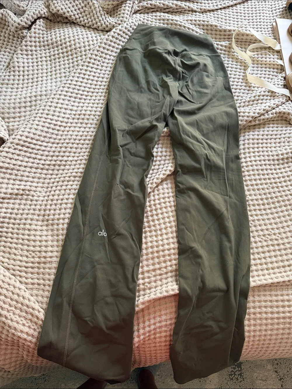 High-Waist Green Olive Bootcut Legging
